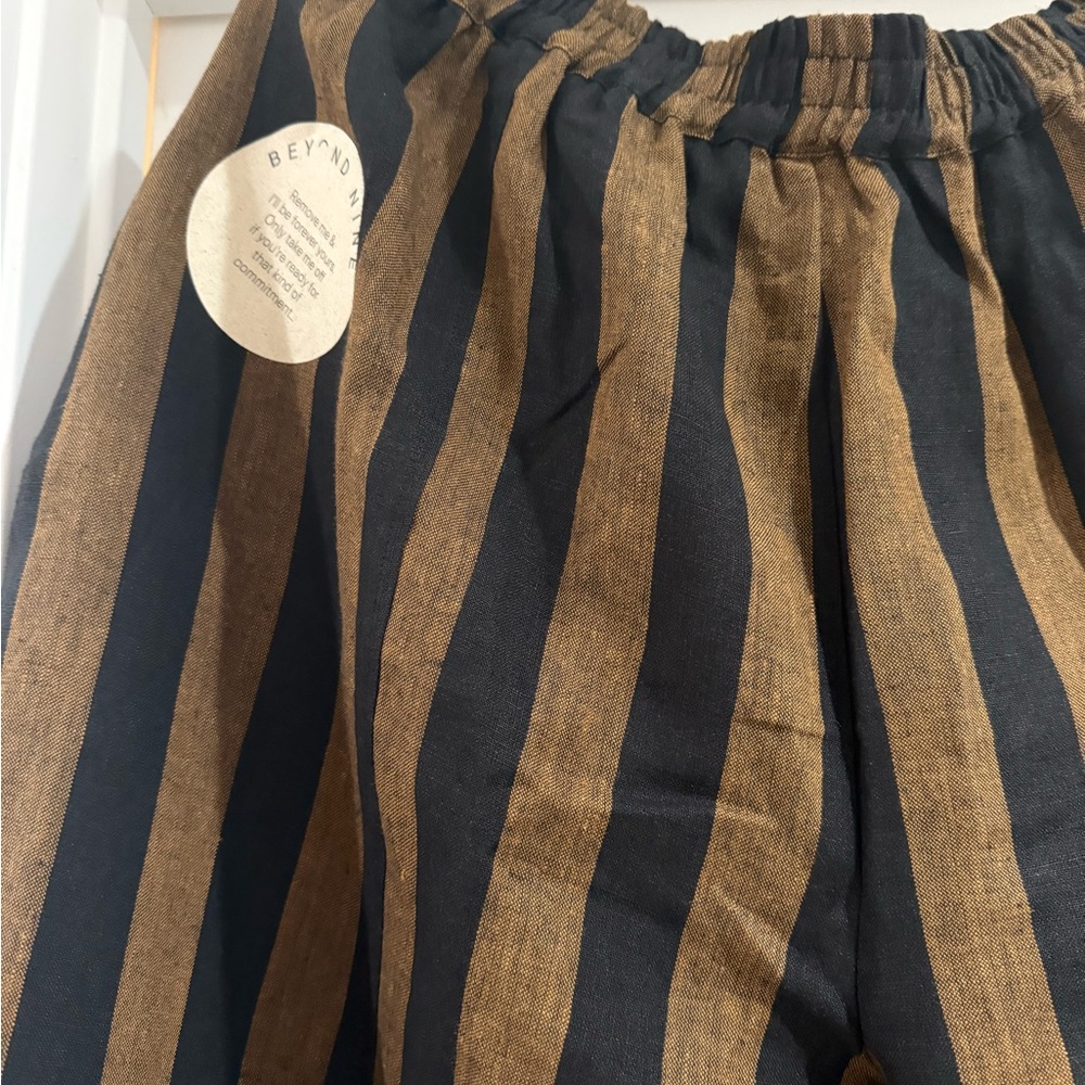 Beyond Nine Mabel Rust and Black Linen Trousers - Picture 2 of 7